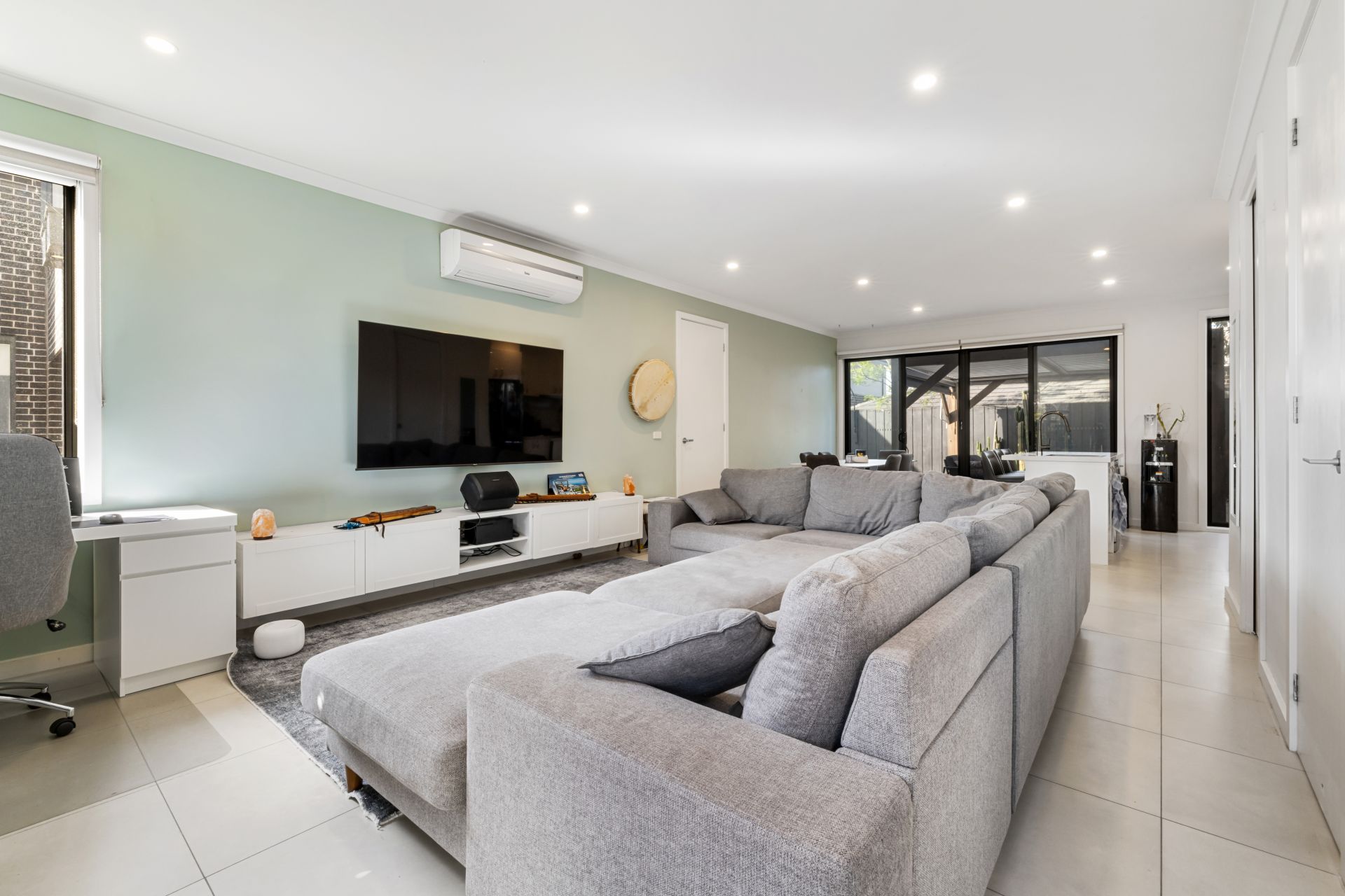 Modern Townhouse With Space And Comfort