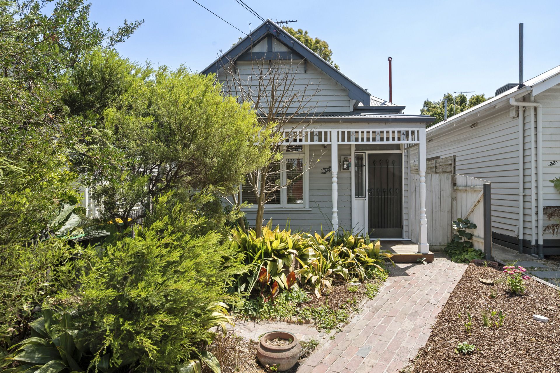 Charming Period Home with Contemporary Rejuvenation in a Prime Location.
