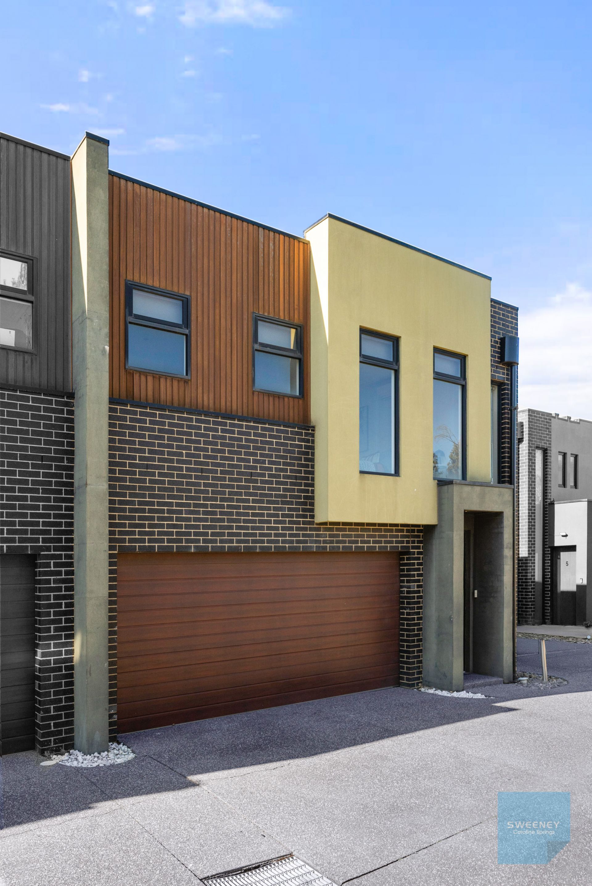 4/5-6 Chelsworth Place, Caroline Springs - Thumbnail 4
