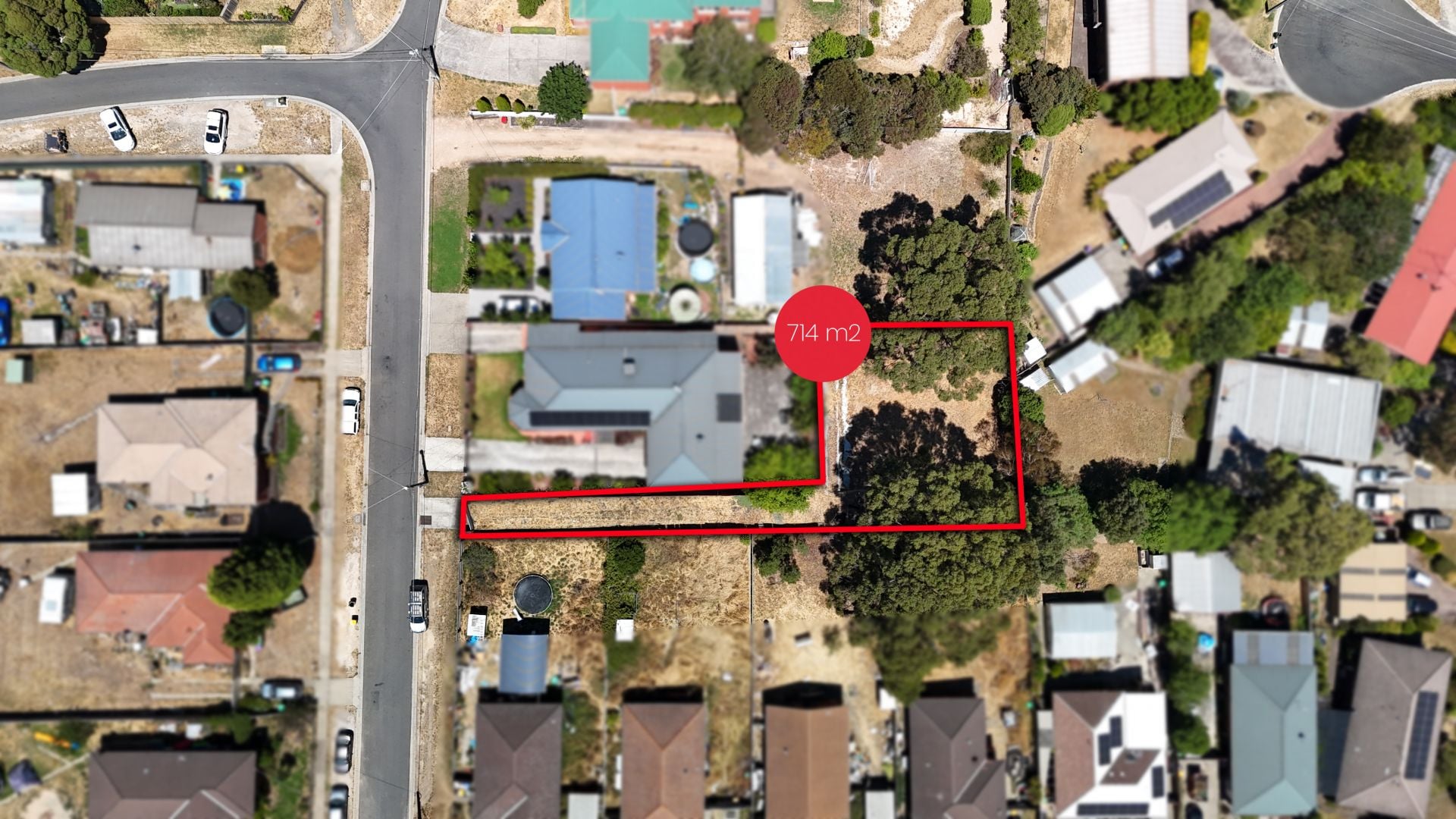 14 Saunders Close, Mount Pleasant, Mount Pleasant - Thumbnail 2