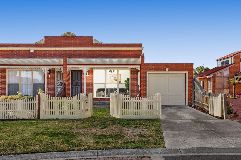 2 Eccles Close, Mill Park