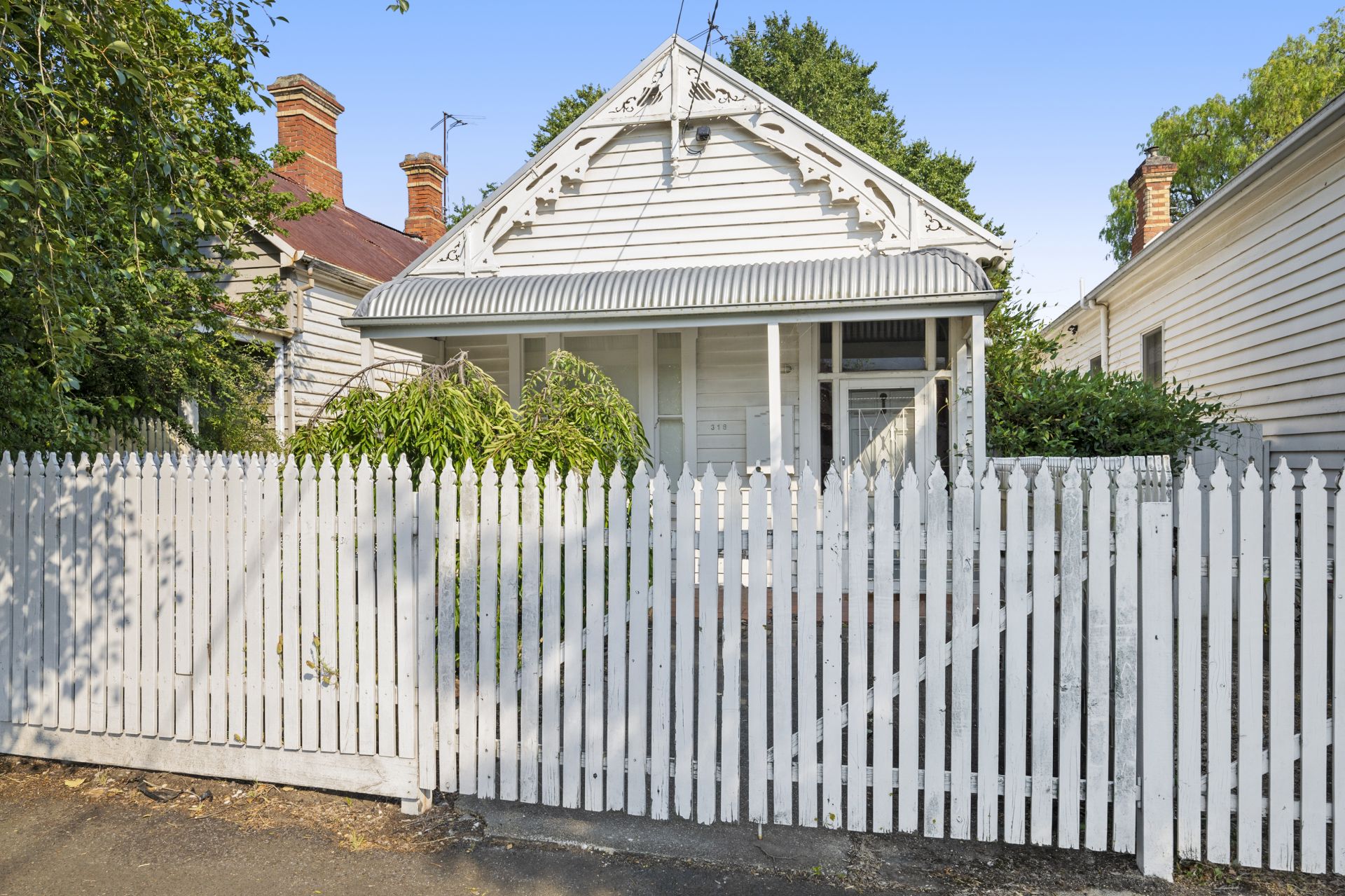 318 Humffray Street South, Golden Point, Golden Point - Thumbnail 2