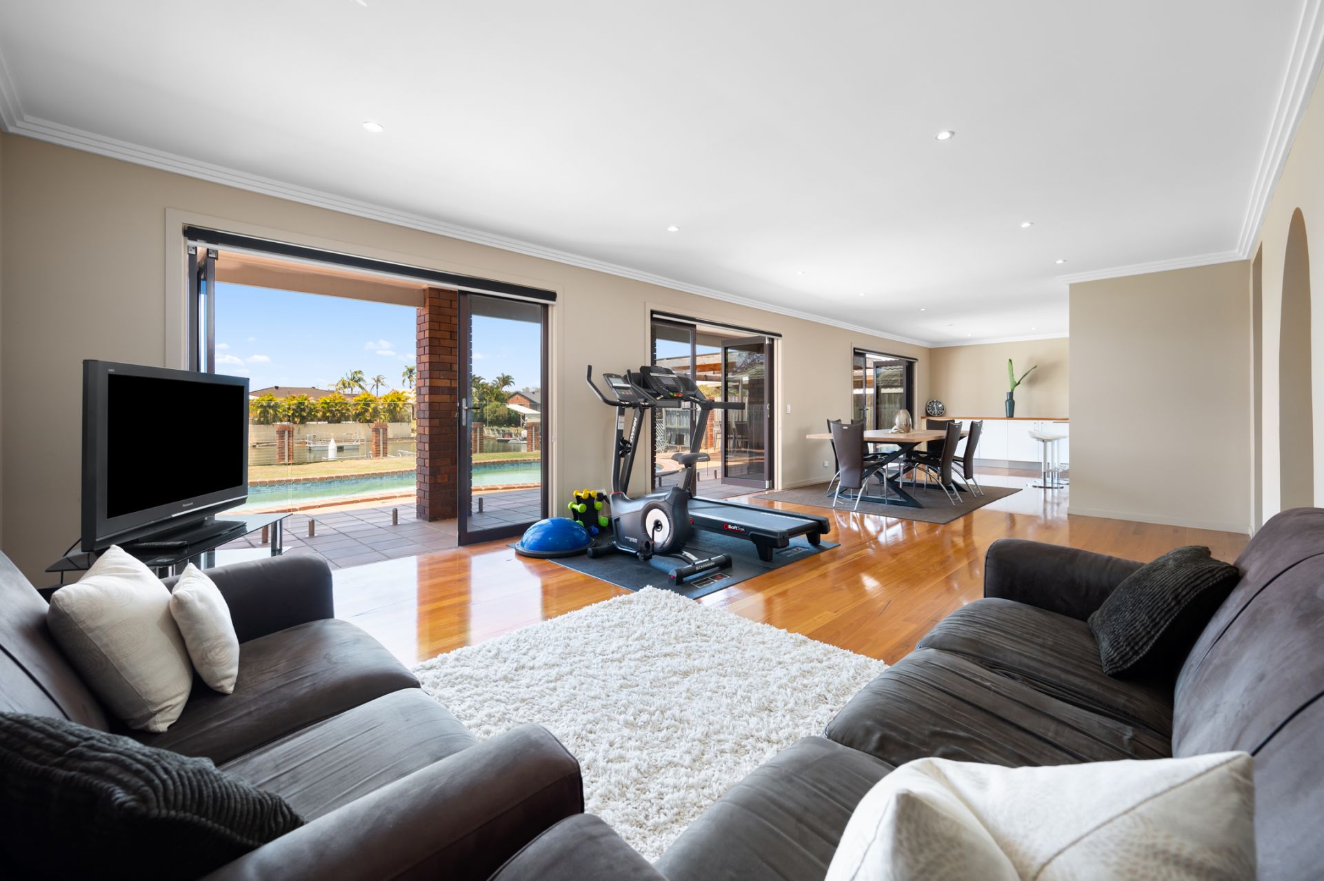 25 Camelot Crescent, Hollywell - Thumbnail 7