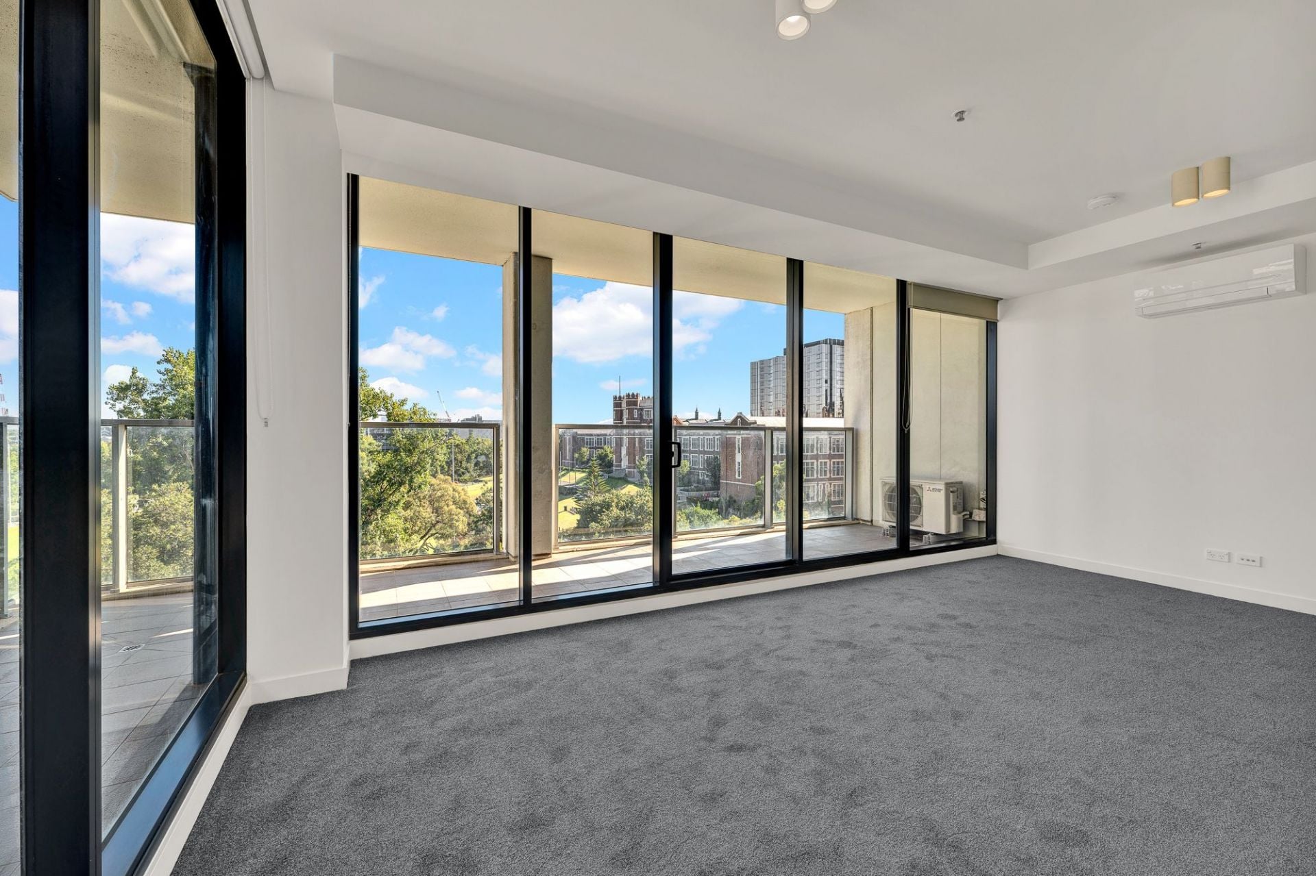 705/50 Claremont Street, South Yarra, South Yarra - Thumbnail 2