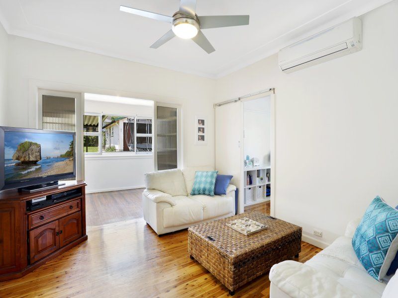 14 Binney Street, CARINGBAH SOUTH, Caringbah South - Thumbnail 2