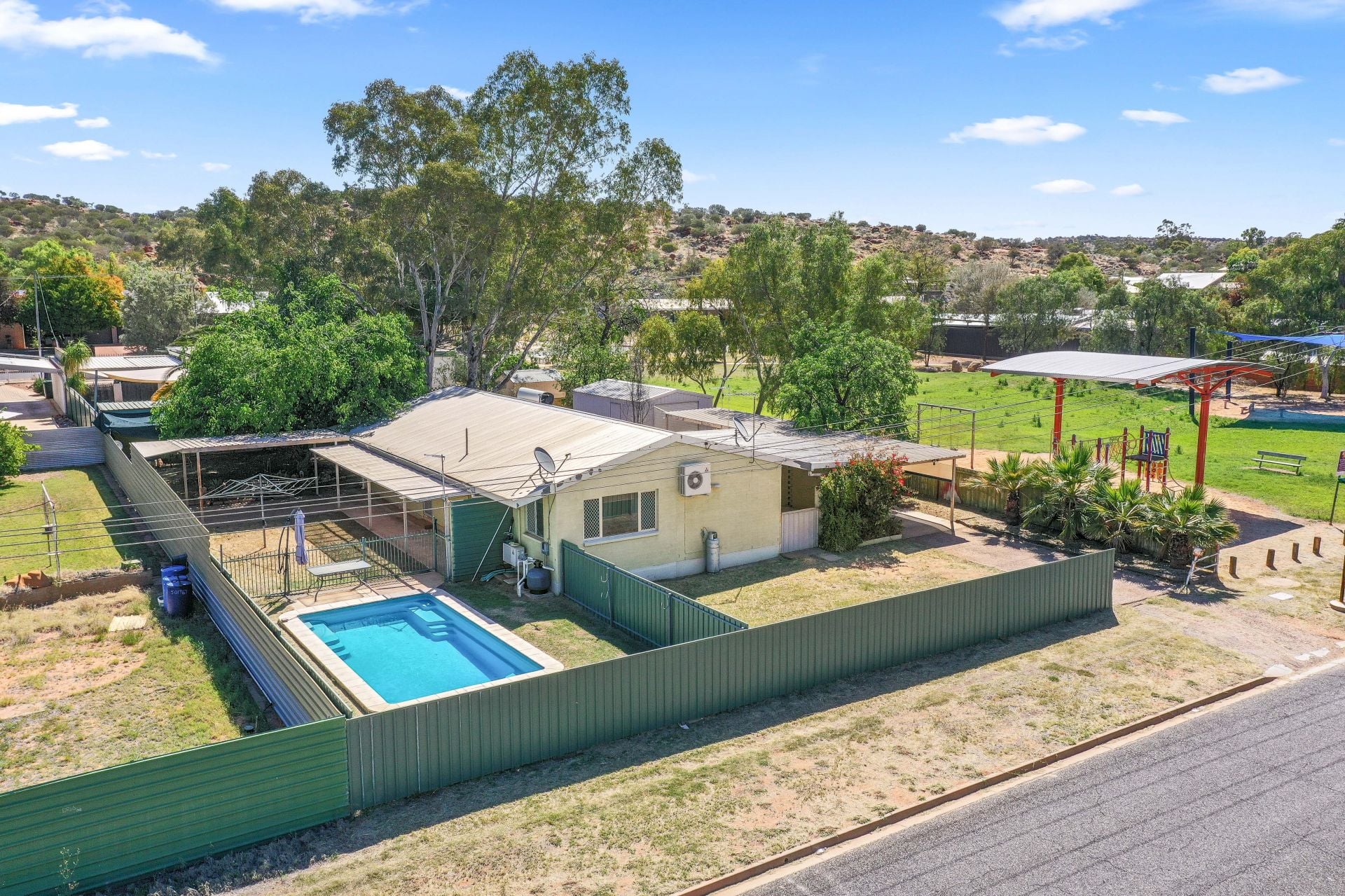 15 Campbell Street Braitling NT, Braitling - Thumbnail 2