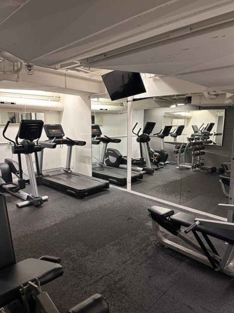 Prime City Location – Studio Apartment on Flinders Street