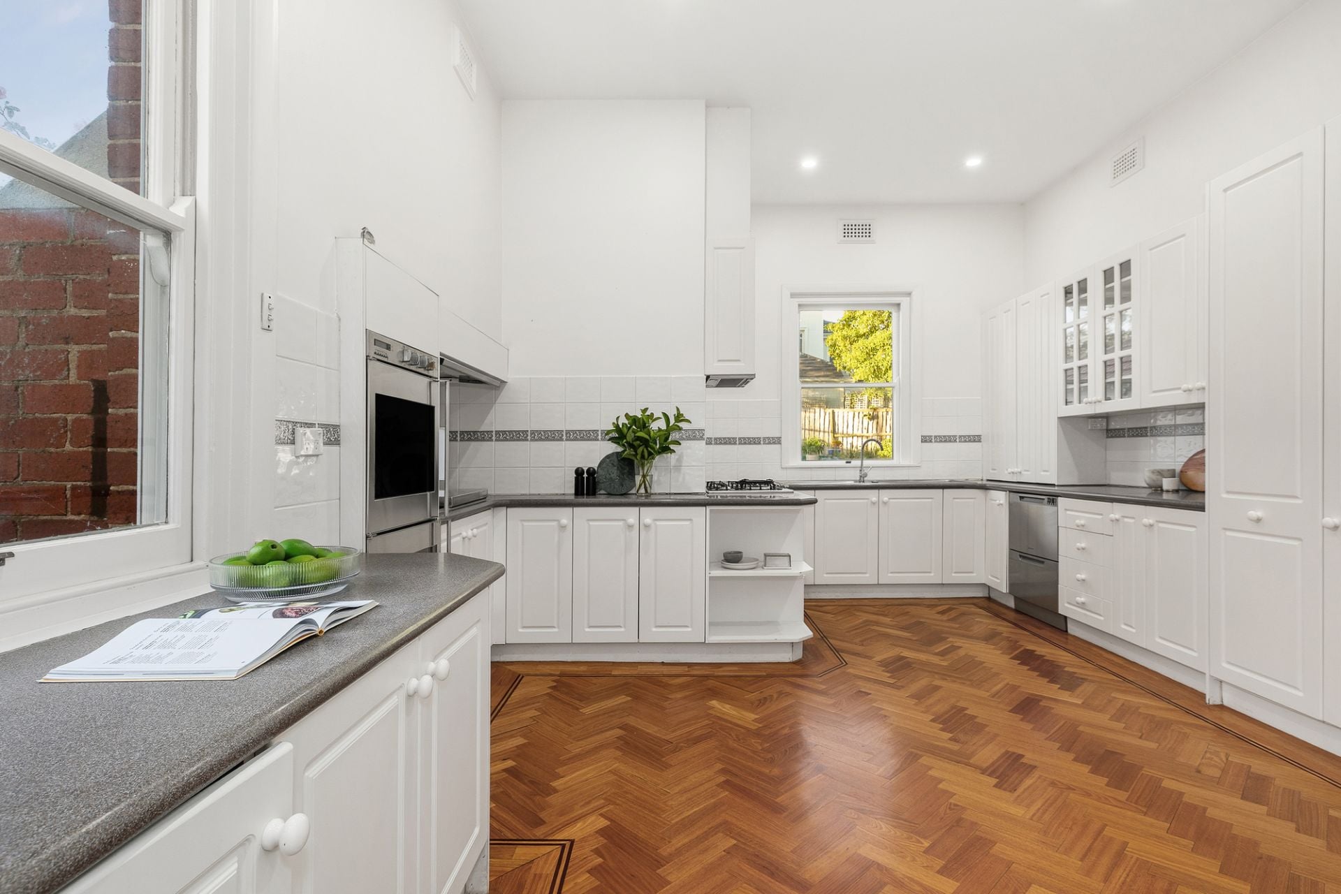 105 Sackville Street, Kew, Kew - Thumbnail 6