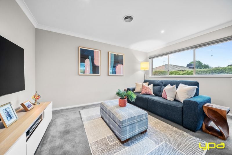 11 Watford Avenue Cranbourne West VIC, Cranbourne West - Thumbnail 8
