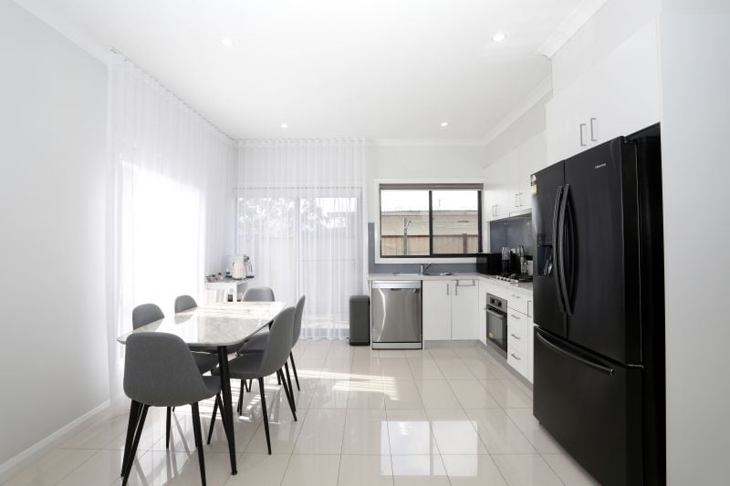 2/68 Heyington Avenue, Thomastown