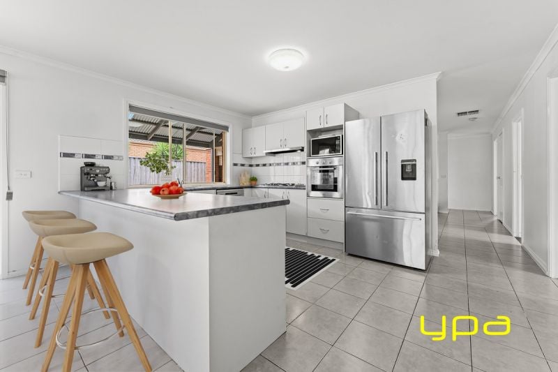 41 Flametree Circuit Cranbourne VIC, Cranbourne - Thumbnail 5