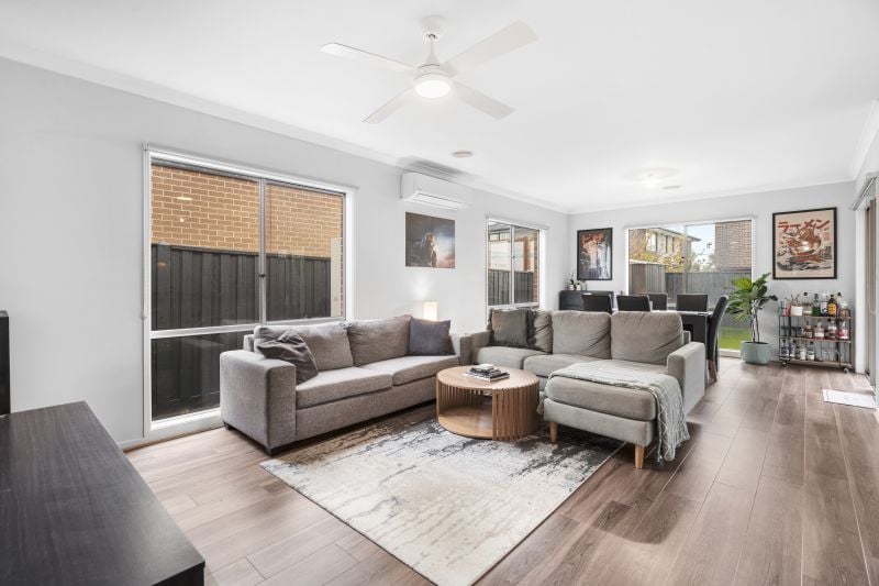 10 Catanzaro Crescent, Wollert