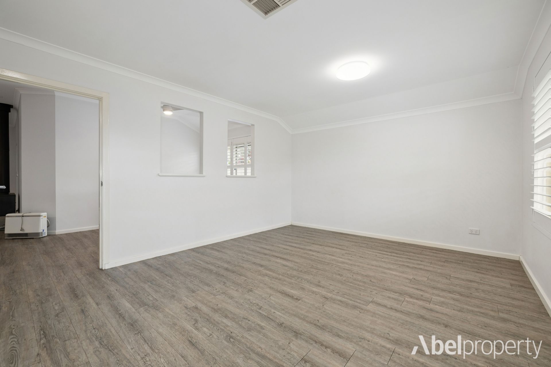 6 Firby Street Cloverdale WA, Cloverdale - Thumbnail 3