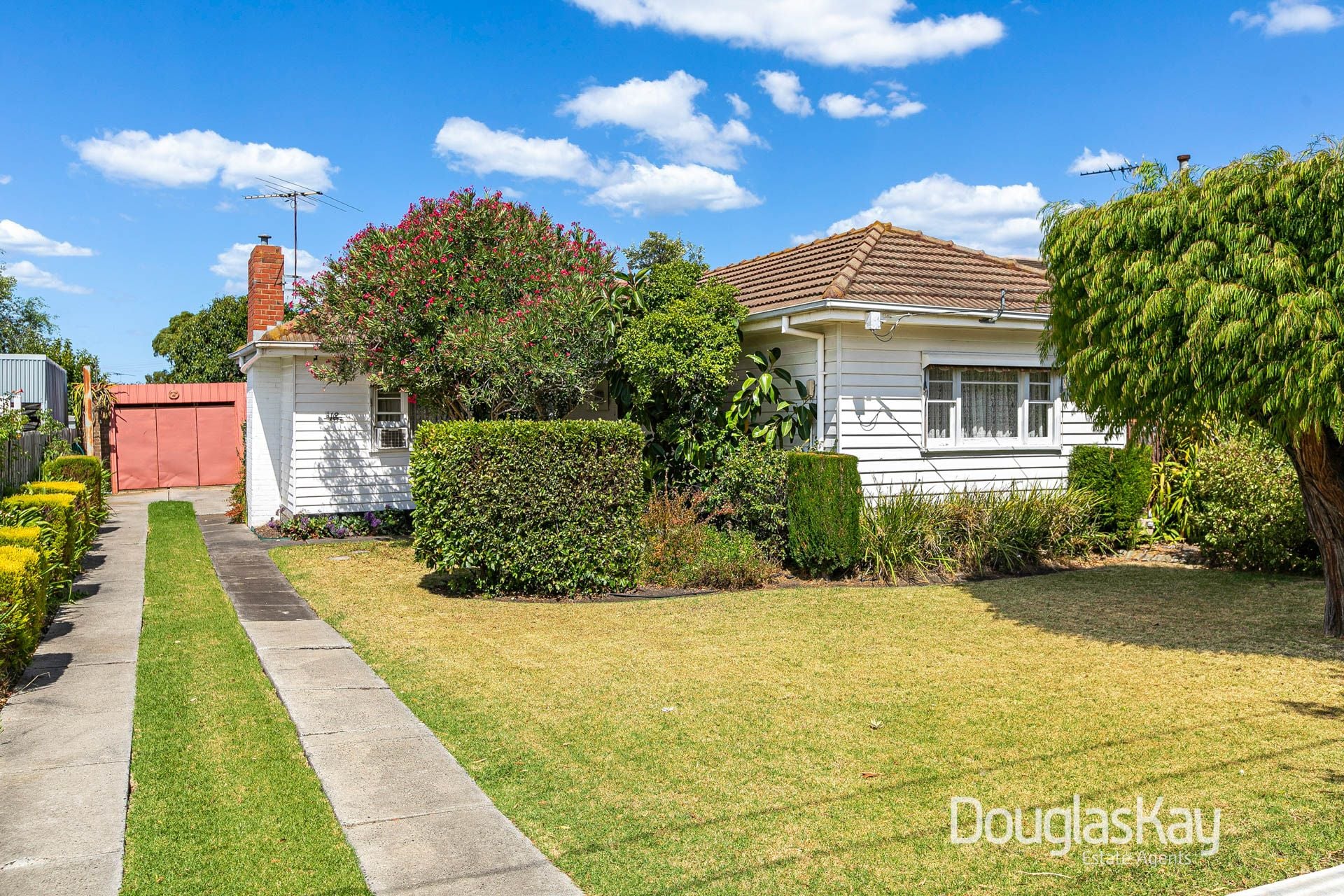18 Couper-Angus Grove, Sunshine VIC, Sunshine - Thumbnail 2