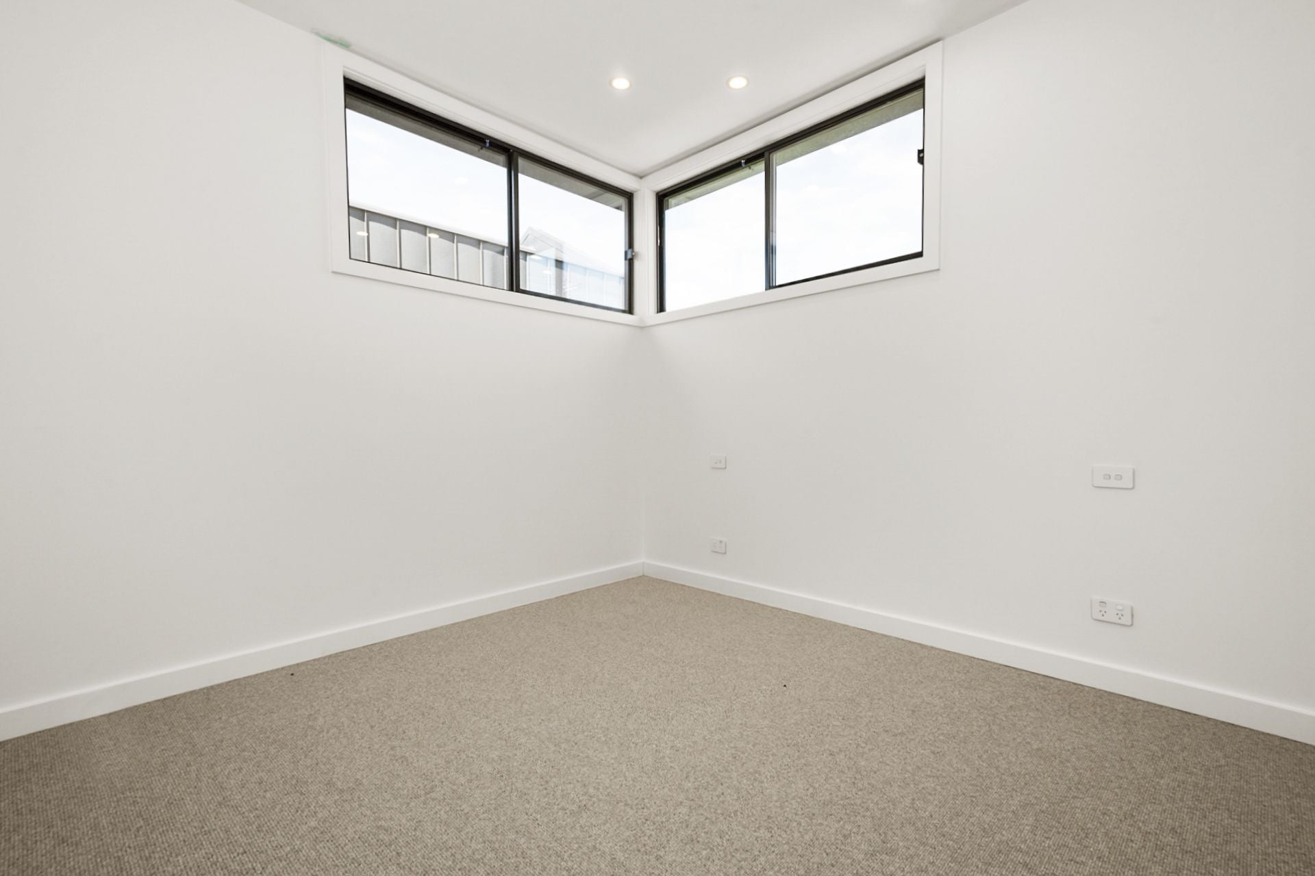 Stunning AS NEW 3-Bedroom Townhouse - Luxury Living at Its Best!