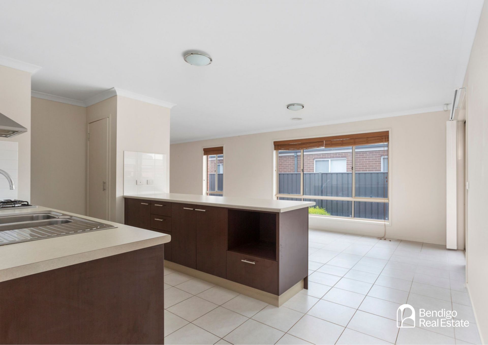 807 Callaghan Street Jackass Flat VIC, Flat - Thumbnail 3