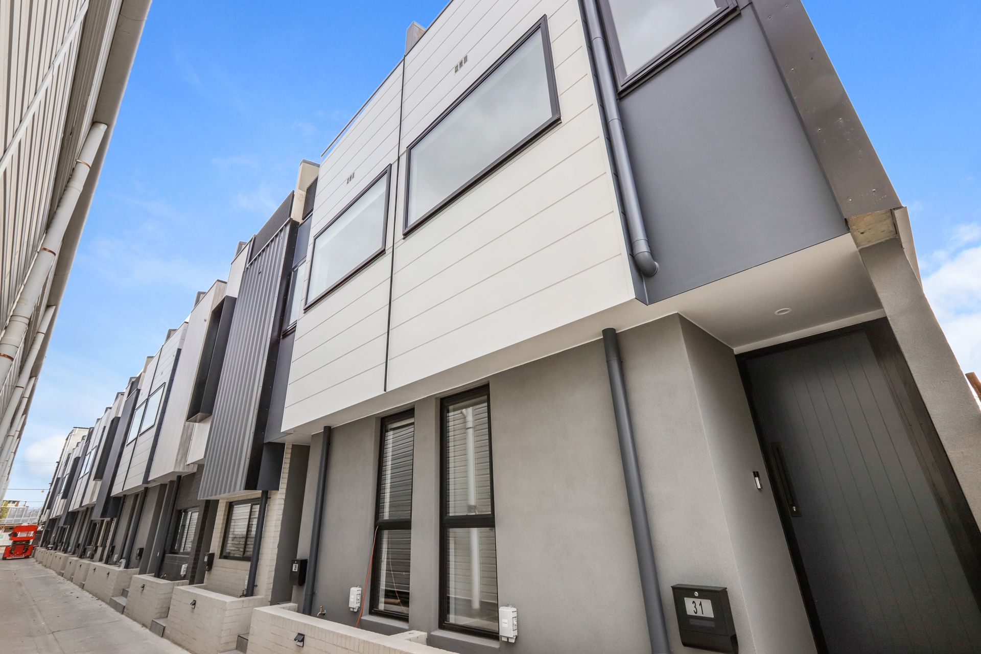 31 Lovett Walk Footscray VIC, Footscray - Thumbnail 2