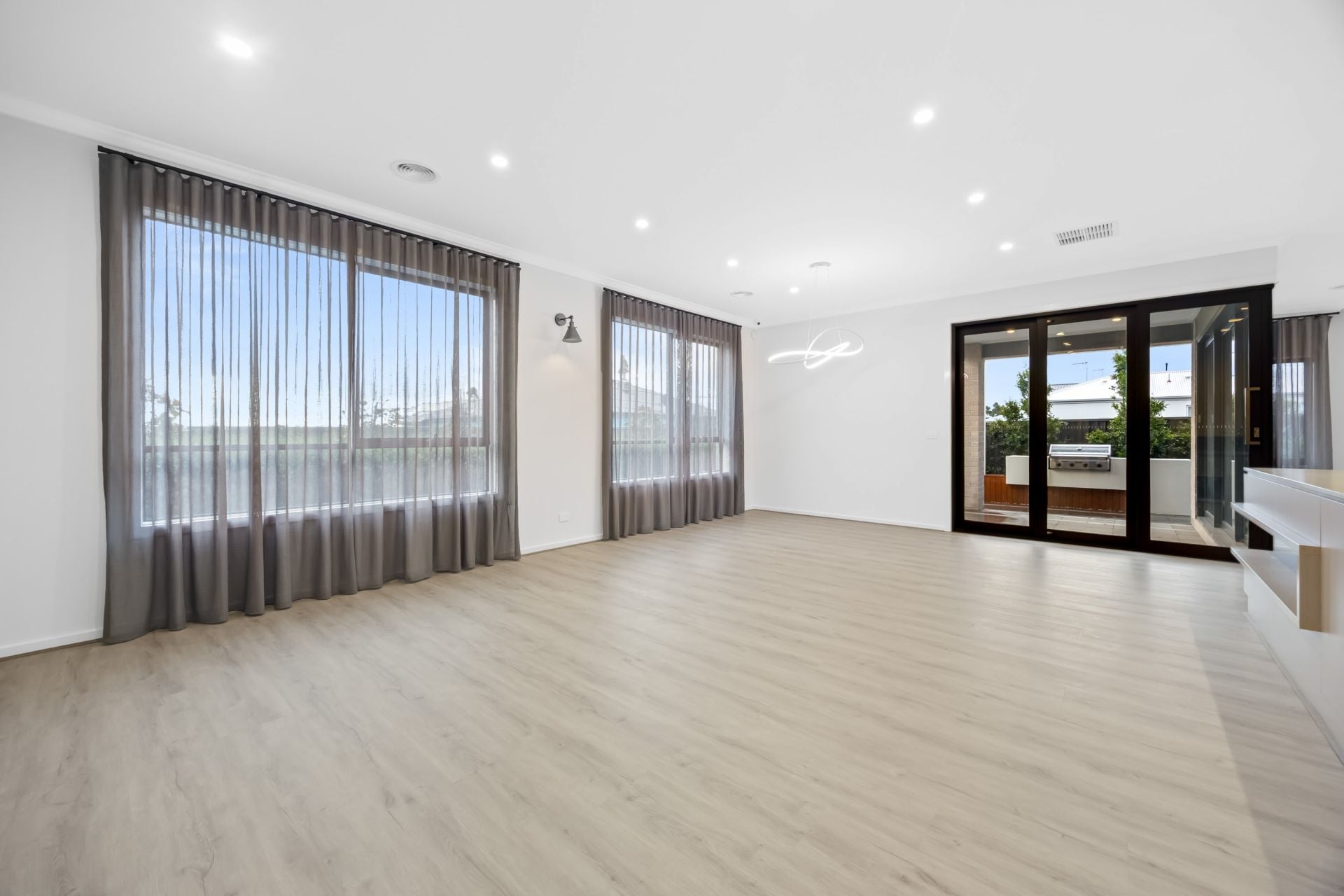 24 Blomeley  Drive, Lucas, Lucas - Thumbnail 7