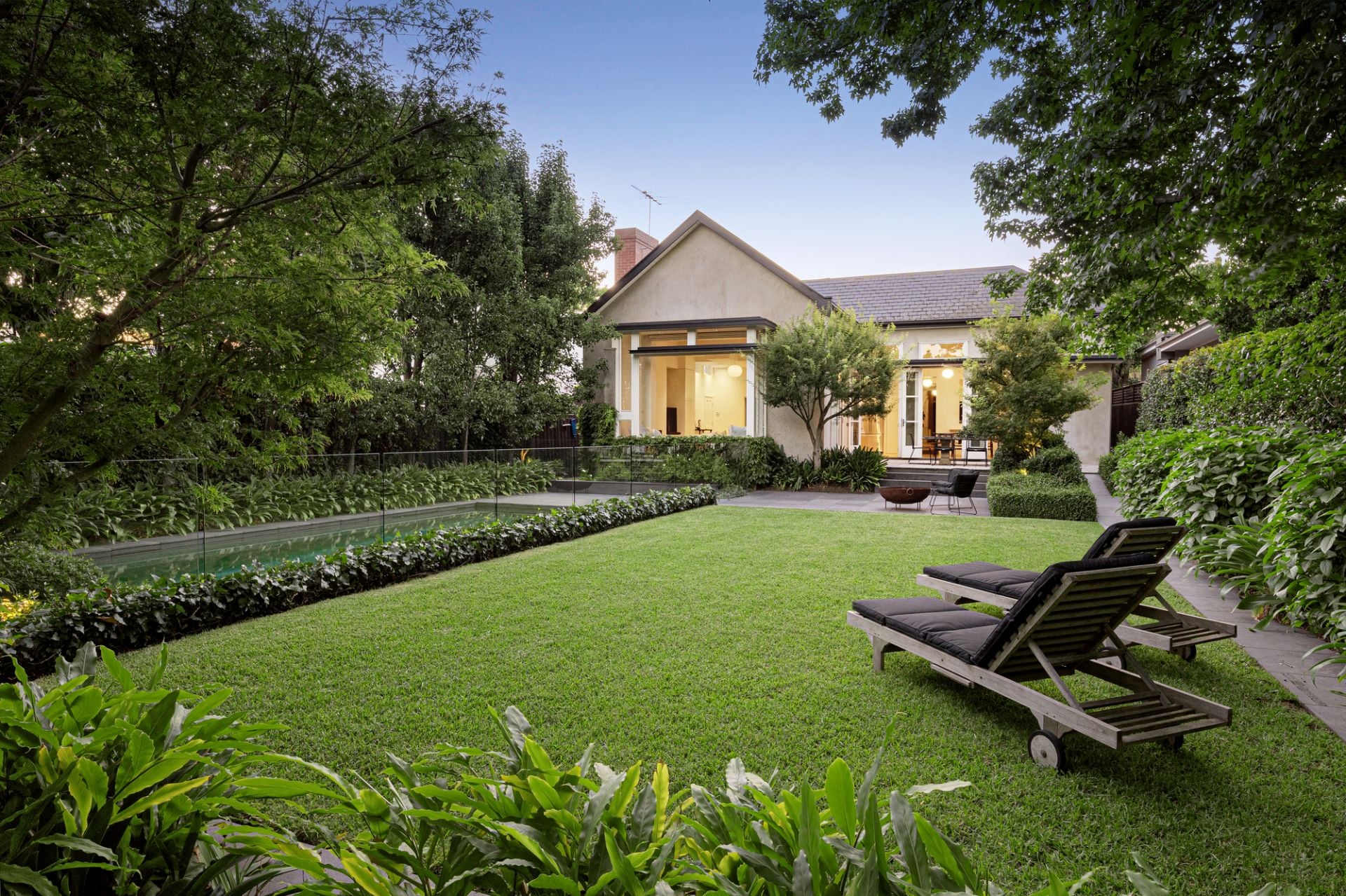 7 Glendearg Grove, Malvern, Malvern - Thumbnail 2