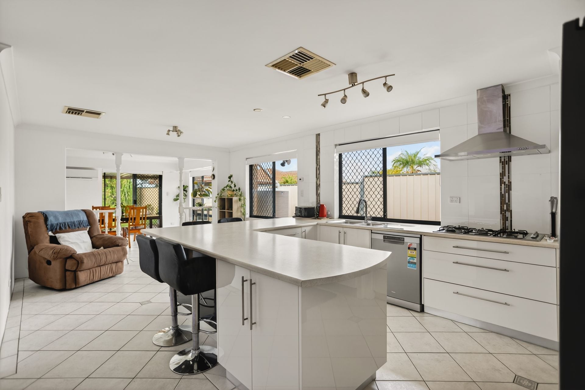 45 Guadalupe Drive Ballajura WA, Ballajura - Thumbnail 5