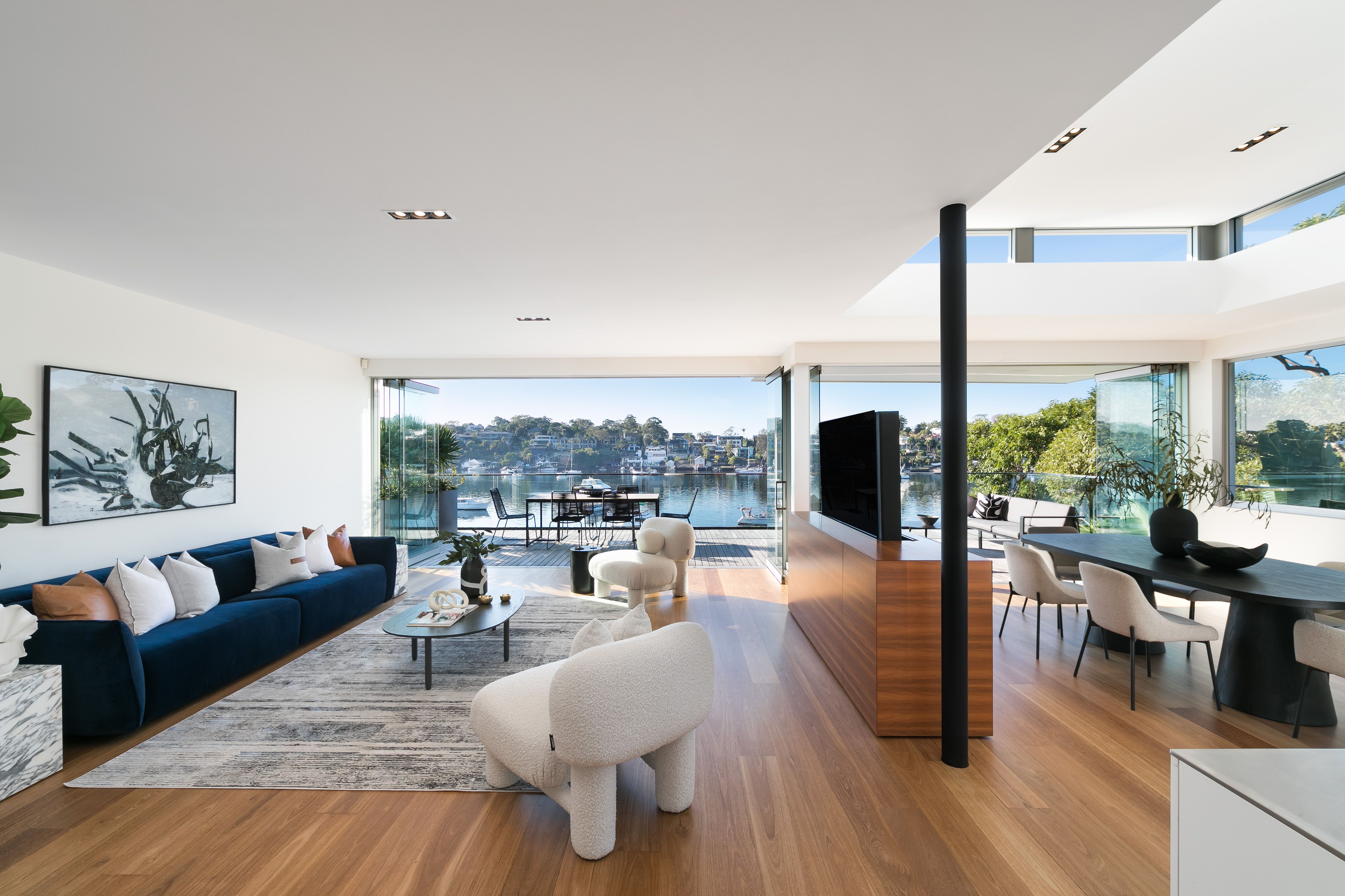 10 Alkira Place CARINGBAH SOUTH 2229