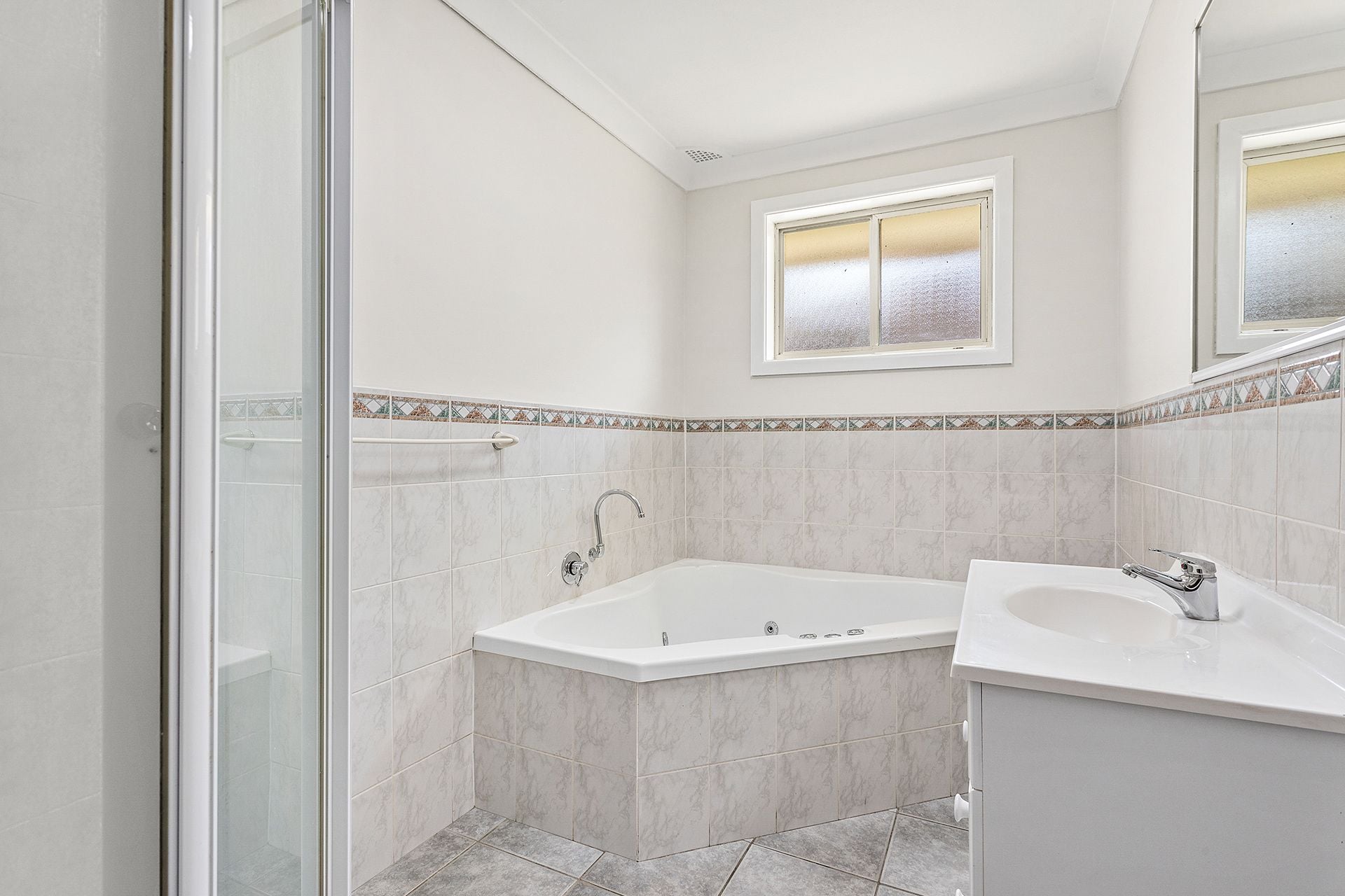 2 Bruce Street, Unanderra NSW 2526, Unanderra - Thumbnail 5