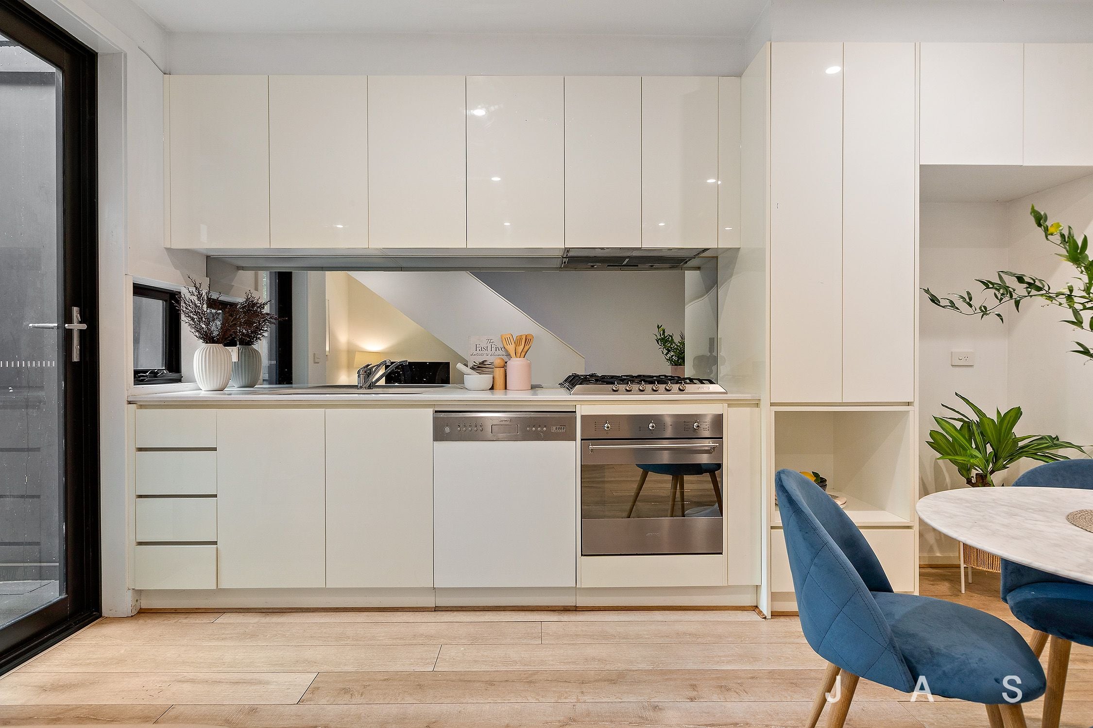 2/25 Somerville Road Yarraville VIC, Yarraville - Thumbnail 7
