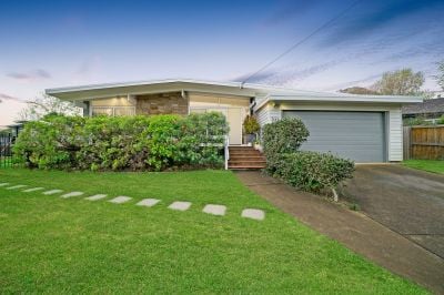 Elderslie 13 Sunset Avenue
