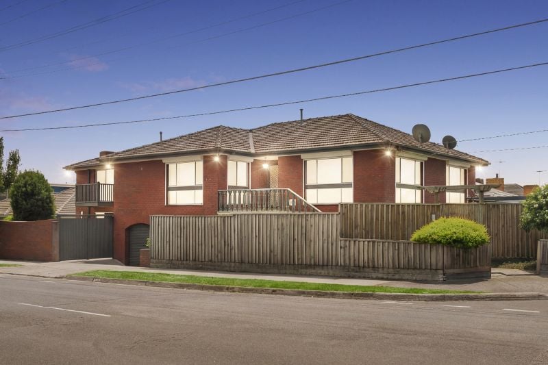 1 Mount View Road, Thomastown