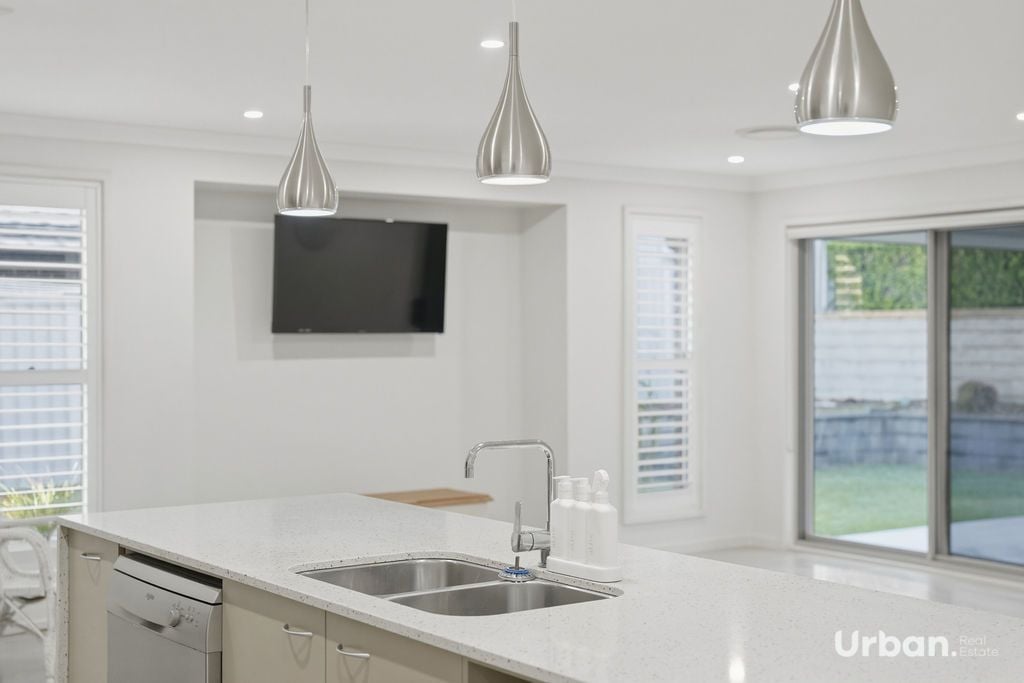 Oran Park 15 Matich Place