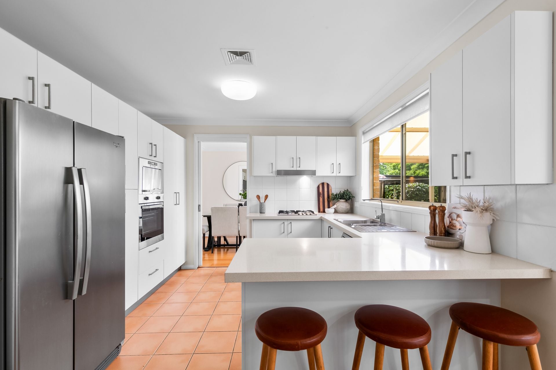 12 Longley Place, Castle Hill, Castle Hill - Thumbnail 5