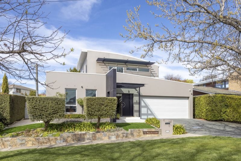 16 Macdonnell Street Yarralumla ACT, Yarralumla - Image 1