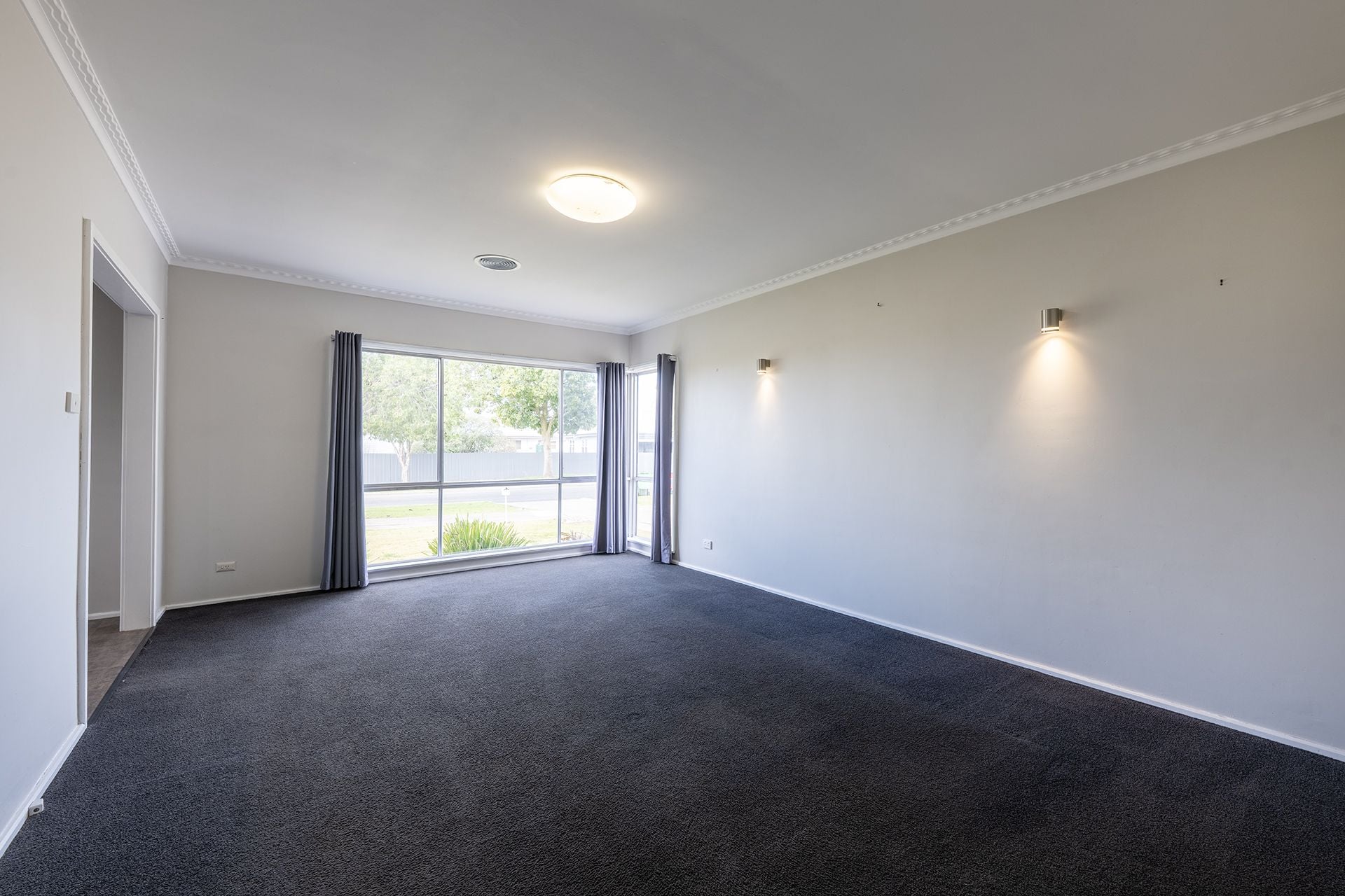 11 Gertrude Street Horsham VIC, Horsham - Thumbnail 2