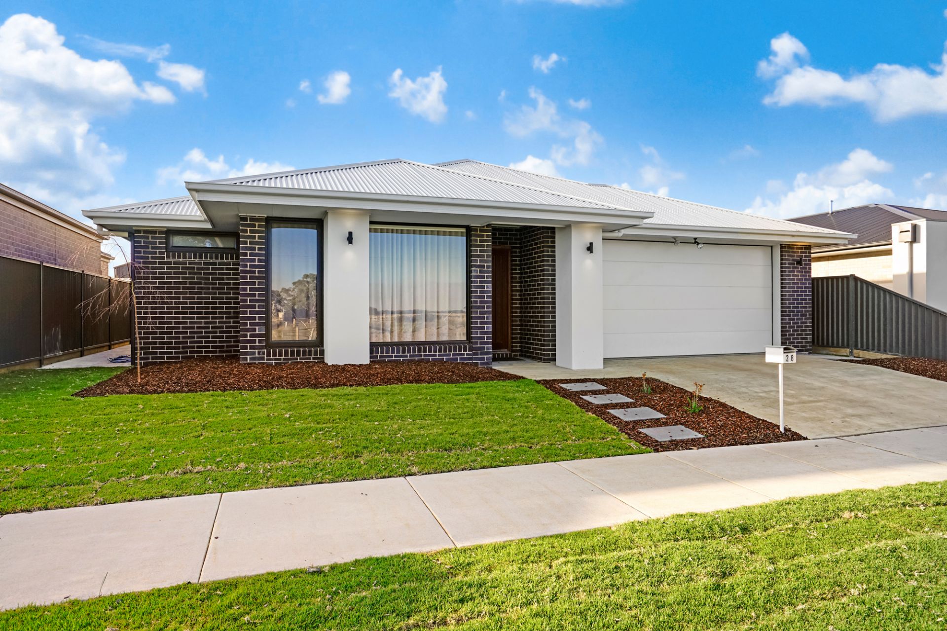 28  Mcleod  Crescent, Lucas, Lucas - Thumbnail 2