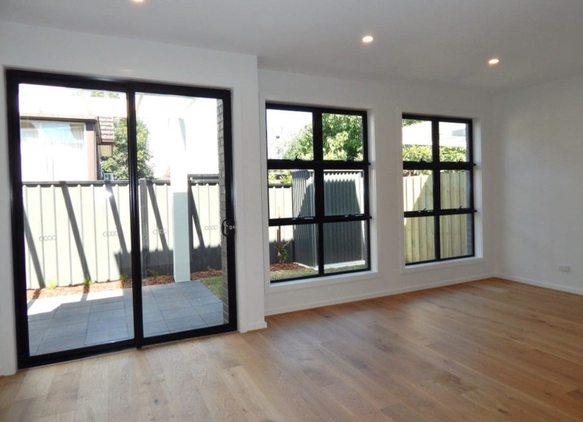 PERFECT LOCATION AND CLOSE TO THE RING ROAD