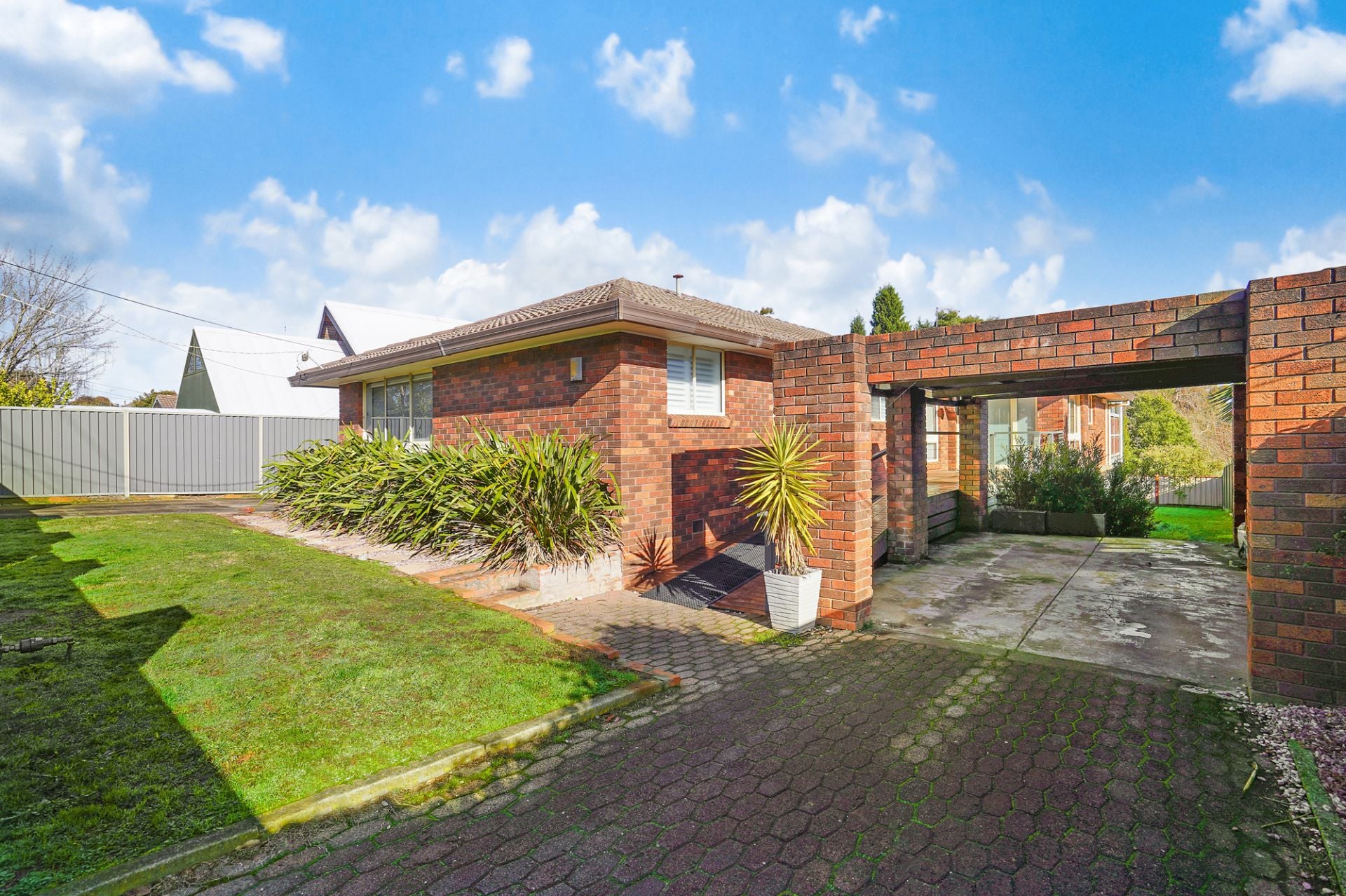 1225 Doveton Street North, Invermay Park, Invermay Park - Thumbnail 2