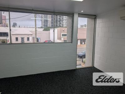 NEWLY REFURBISHED OFFICE/WAREHOUSE IN WOOLLOONGABBA!