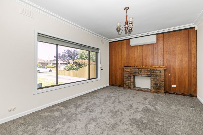 9 Larch Street, Thomastown