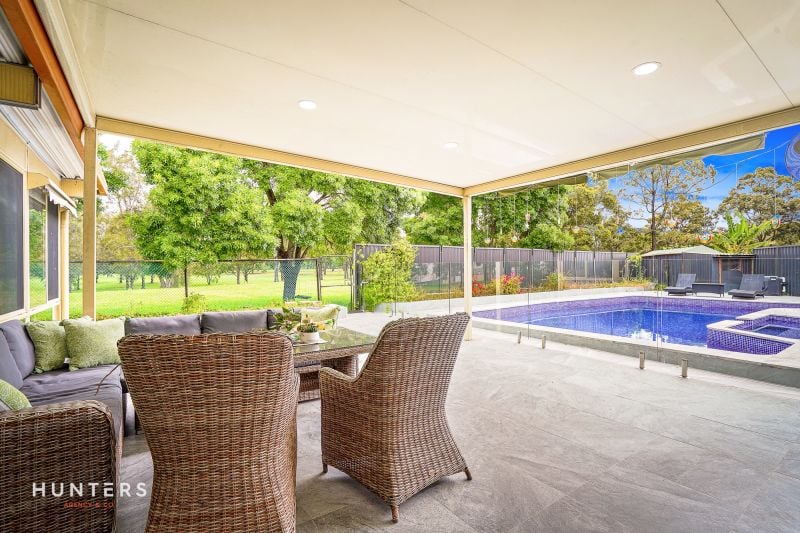 4 Elayne Place, Guildford