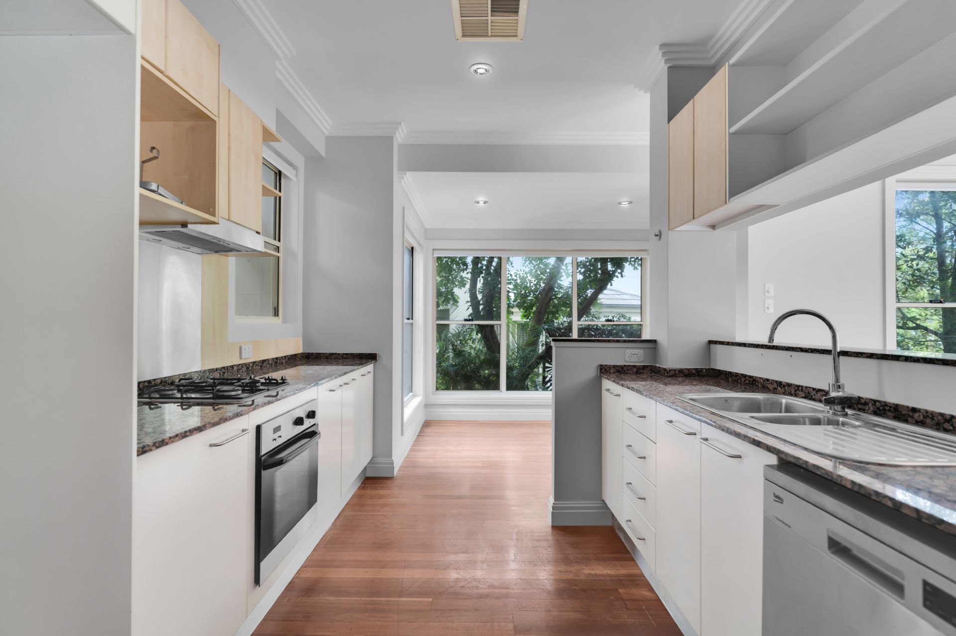 10 Jane Jarvis Way, Macquarie Links, Macquarie Links - Thumbnail 5