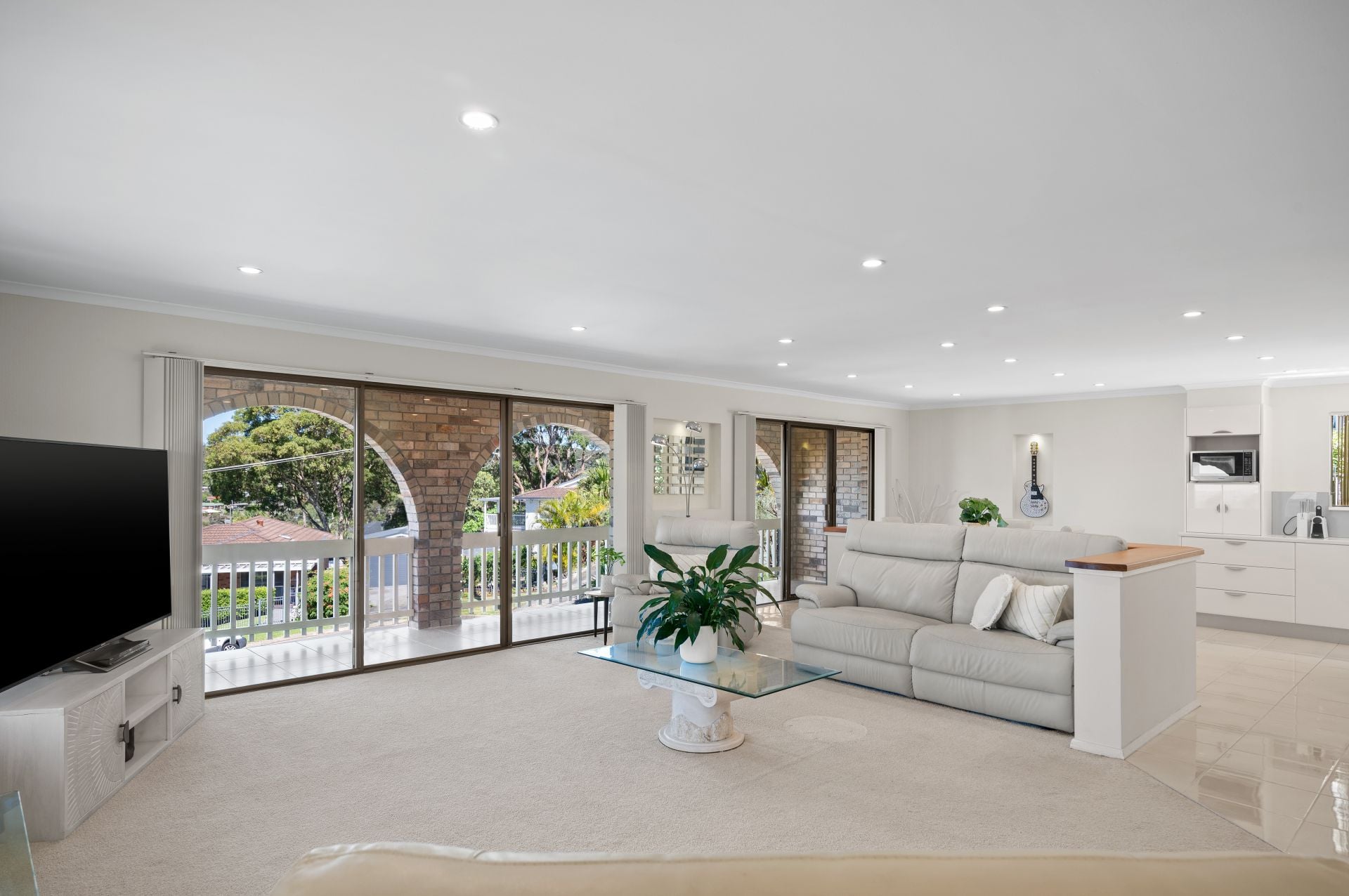 2 Norah Head Close Bateau Bay NSW, Bateau Bay - Thumbnail 2