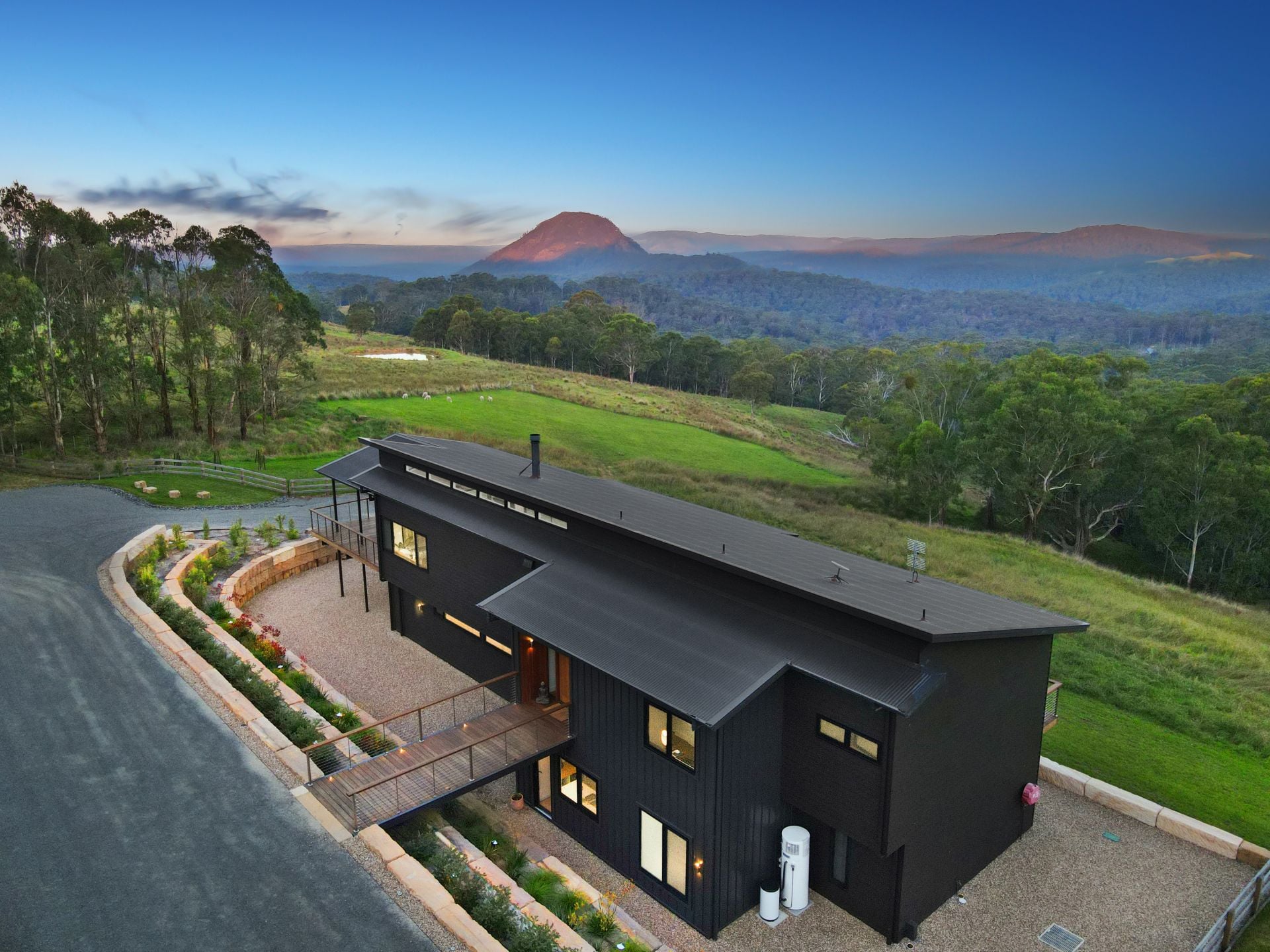 330 Black Springs Road, High Range, High Range - Thumbnail 2