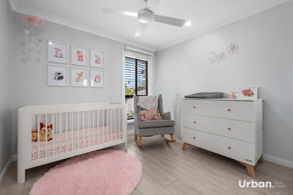 Mcgraths Hill 59 Andrew Thompson Drive