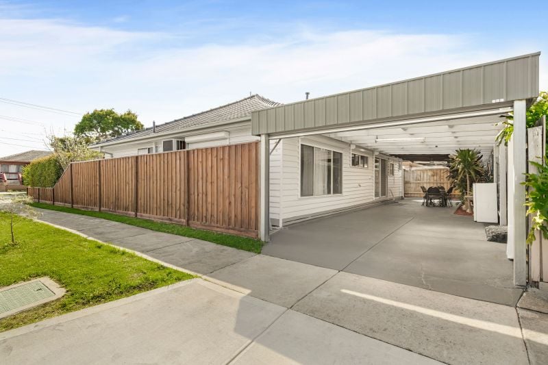 27 Poplar Street, Thomastown