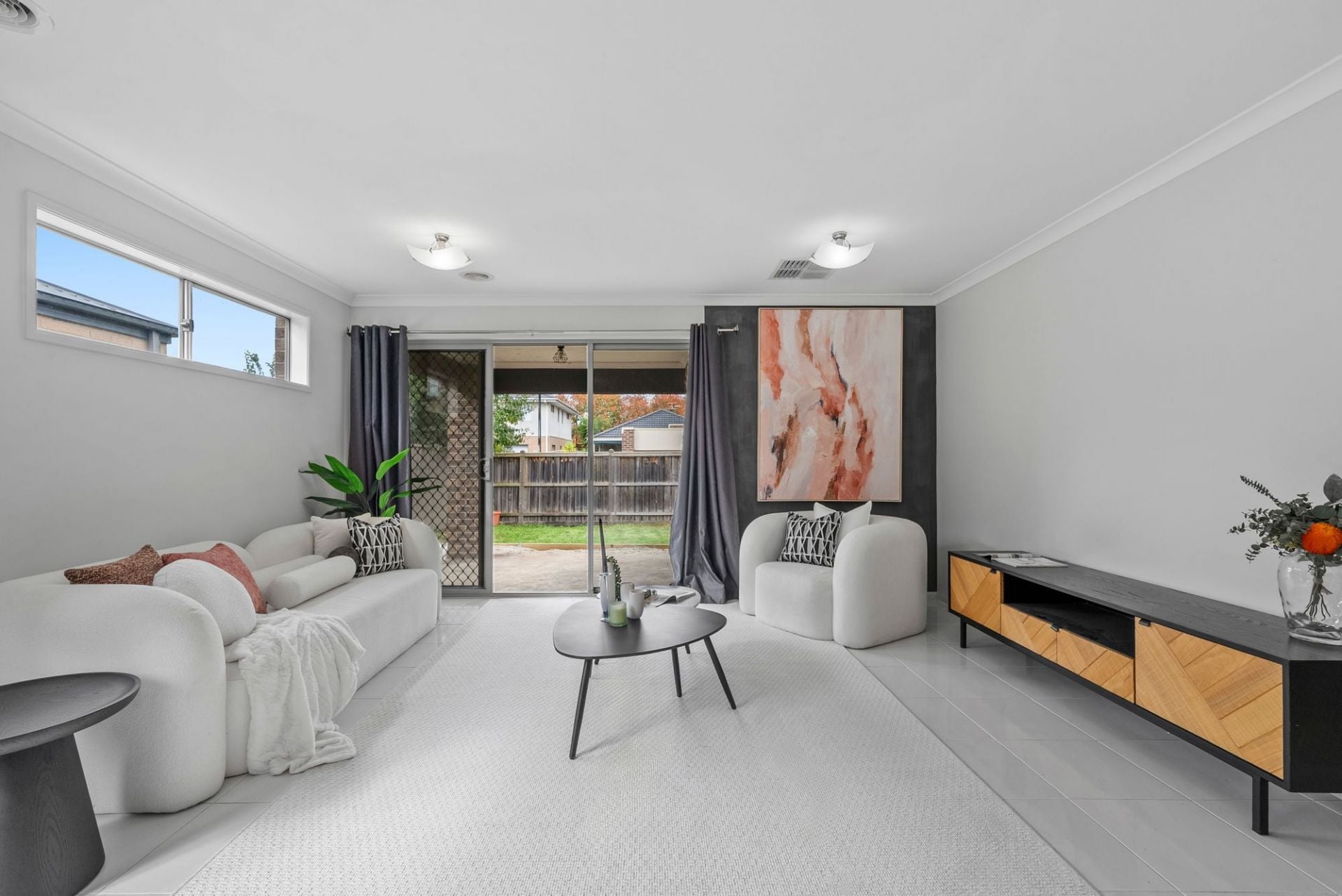 Perfectly Positioned Family Living with Lifestyle Convenience