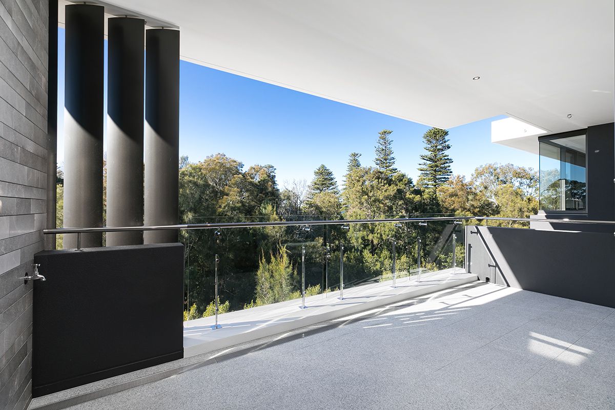304/177 Russell Avenue DOLLS POINT 2219