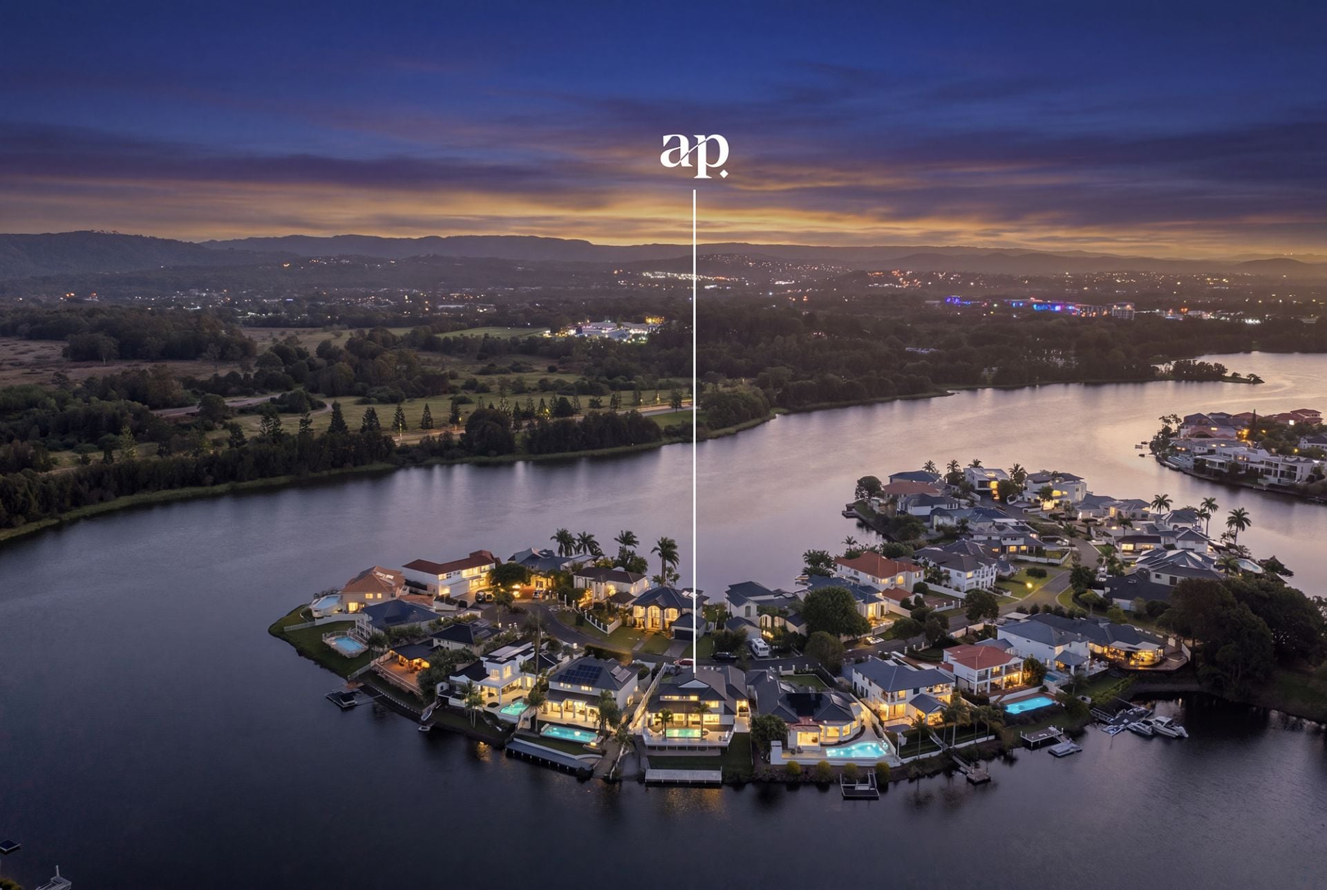 14 Staysail Crescent, Clear Island Waters - Image 1