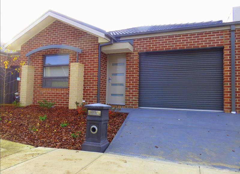 11 Quartz Grove, Epping