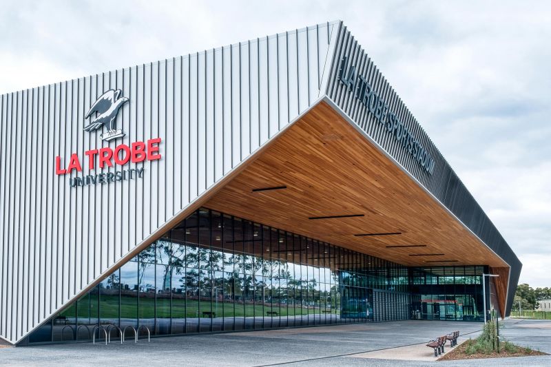 16 Waxflower Crescent, Bundoora