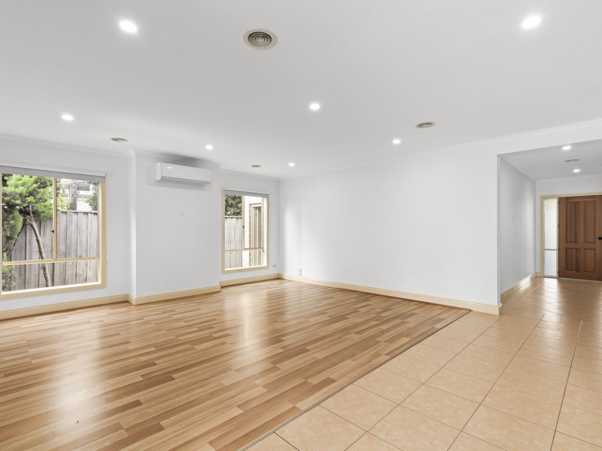 16 Seahaze Drive TORQUAY VIC, Torquay - Thumbnail 2